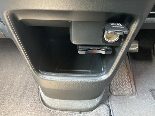 Ｎ－ＯＮＥ プレミアム・Ｌパッケージ　４ＷＤ　ＥＴＣ　バックカメラ　ＴＶ　オートライト　ＨＩＤ　スマートキー　アイドリングストップ　ベンチシート　ＣＶＴ　盗難防止システム　ＡＢＳ　ＥＳＣ　ＣＤ　ＤＶＤ再生　ミュージックプレイヤー接続可（36枚目）