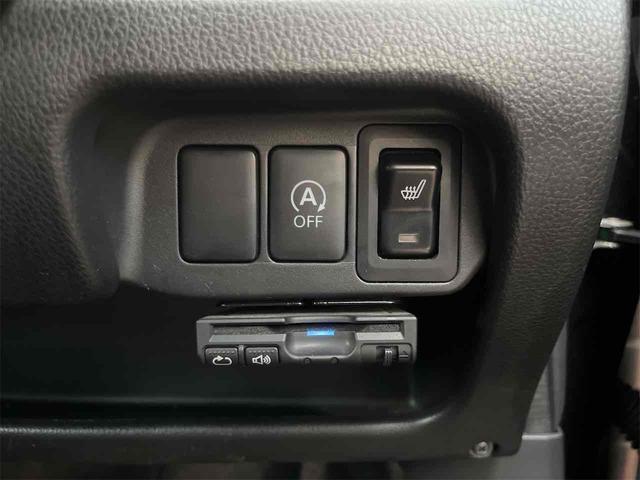 デイズ Ｘ　ＥＴＣ　バックカメラ　ナビ　ＴＶ　スマートキー　アイドリングストップ　電動格納ミラー　シートヒーター　ベンチシート　ＣＶＴ　盗難防止システム　ＡＢＳ　ＣＤ　ＵＳＢ　アルミホイール　衝突安全ボディ（9枚目）