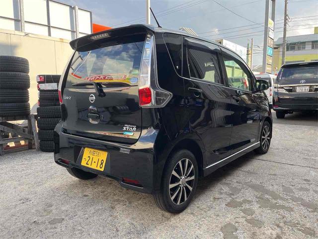 デイズ Ｘ　ＥＴＣ　バックカメラ　ナビ　ＴＶ　スマートキー　アイドリングストップ　電動格納ミラー　シートヒーター　ベンチシート　ＣＶＴ　盗難防止システム　ＡＢＳ　ＣＤ　ＵＳＢ　アルミホイール　衝突安全ボディ（16枚目）