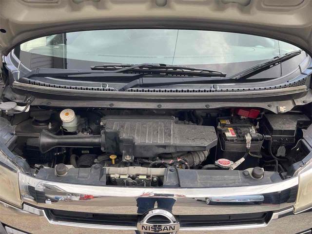 デイズ Ｘ　ＥＴＣ　バックカメラ　ナビ　ＴＶ　スマートキー　アイドリングストップ　電動格納ミラー　シートヒーター　ベンチシート　ＣＶＴ　盗難防止システム　ＡＢＳ　ＣＤ　ＵＳＢ　アルミホイール　衝突安全ボディ（18枚目）