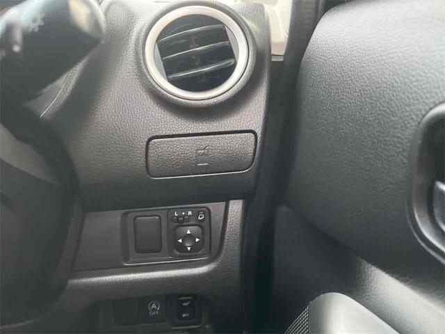 デイズ Ｘ　ＥＴＣ　バックカメラ　ナビ　ＴＶ　スマートキー　アイドリングストップ　電動格納ミラー　シートヒーター　ベンチシート　ＣＶＴ　盗難防止システム　ＡＢＳ　ＣＤ　ＵＳＢ　アルミホイール　衝突安全ボディ（40枚目）