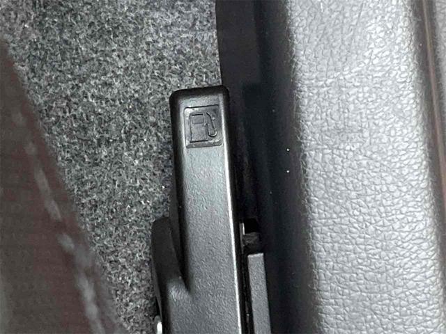 デイズ Ｘ　ＥＴＣ　バックカメラ　ナビ　ＴＶ　スマートキー　アイドリングストップ　電動格納ミラー　シートヒーター　ベンチシート　ＣＶＴ　盗難防止システム　ＡＢＳ　ＣＤ　ＵＳＢ　アルミホイール　衝突安全ボディ（48枚目）