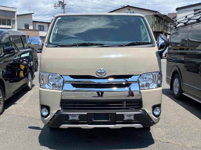 ハイエースバン 　４ＷＤ　スライドドア　ＡＴ　ミュージックプレイヤー接続可　エアコン（12枚目）