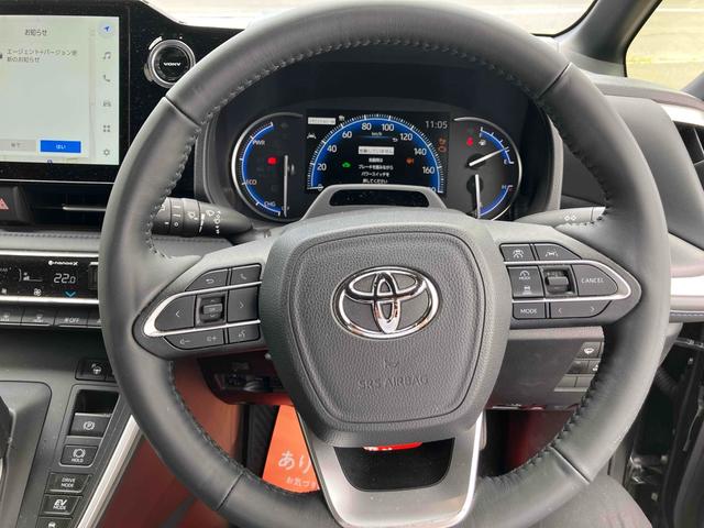 ヴォクシー ハイブリッドＳ－Ｚ　４ＷＤ　ドライブレコーダー　全周囲カメラ　ナビ　ＴＶ　クリアランスソナー　オートクルーズコントロール　レーンアシスト　パークアシスト　衝突被害軽減システム　両側電動スライドドア（3枚目）