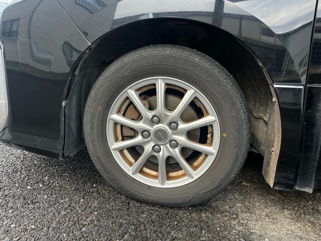 ヴォクシー ＺＳ　煌　４ＷＤ車　寒冷地　ナビＴＶ　Ｂｌｕｅｔｏｏｔｈオーディオ　電格ドアミラー　両側自動スライドドア　横滑り防止　ＬＥＤヘッド　キーレス　スマートキー＆プッシュスタート　点検記録簿　セキュリティー（18枚目）