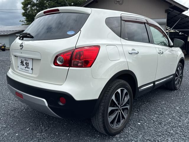 デュアリス ２０Ｇ　ＦＯＵＲアーバンブラックレザーＩＩ　４ＷＤ　ドライブレコーダー　ＥＴＣ　バックカメラ　サンルーフ　ＴＶ　オートライト　ＨＩＤ　アルミホイール　スマートキー　電動格納ミラー　シートヒーター　ＣＶＴ　盗難防止システム　衝突安全ボディ　ＣＤ（15枚目）