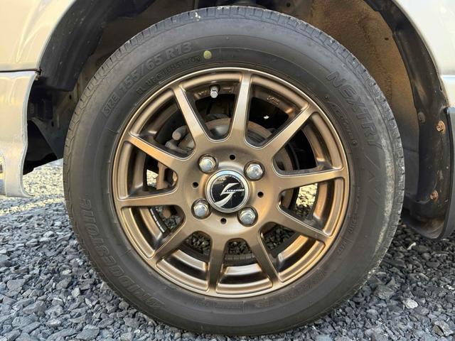 ミラジーノ ジーノ　４ＷＤ　ＥＴＣ　　ＭＴ　ＣＤ　アルミホイール　エアコン　パワーステアリング（9枚目）