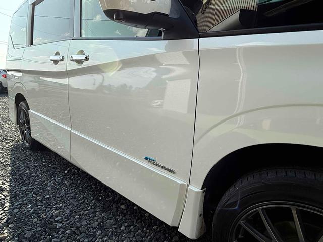 セレナ ハイウェイスター　４ＷＤ　ＥＴＣ　全周囲カメラ　ナビ　ＴＶ　クリアランスソナー　オートクルーズコントロール　パークアシスト　衝突被害軽減システム　両側電動スライドドア　スマートキー　アイドリングストップ　電動格納ミラー（20枚目）