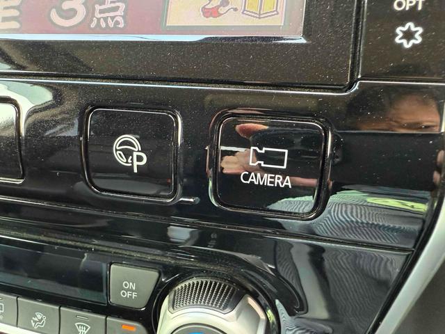 セレナ ハイウェイスター　４ＷＤ　ＥＴＣ　全周囲カメラ　ナビ　ＴＶ　クリアランスソナー　オートクルーズコントロール　パークアシスト　衝突被害軽減システム　両側電動スライドドア　スマートキー　アイドリングストップ　電動格納ミラー（22枚目）