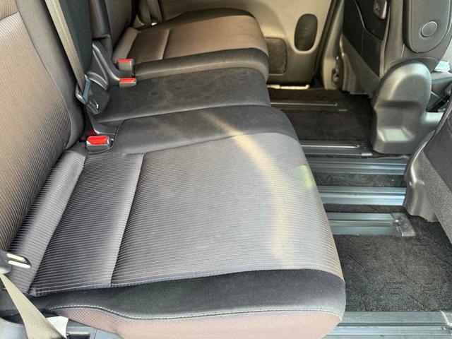 セレナ ハイウェイスター　４ＷＤ　ＥＴＣ　全周囲カメラ　ナビ　ＴＶ　クリアランスソナー　オートクルーズコントロール　パークアシスト　衝突被害軽減システム　両側電動スライドドア　スマートキー　アイドリングストップ　電動格納ミラー（41枚目）