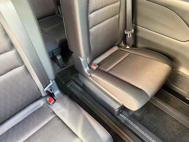 セレナ ハイウェイスター　４ＷＤ　ＥＴＣ　全周囲カメラ　ナビ　ＴＶ　クリアランスソナー　オートクルーズコントロール　パークアシスト　衝突被害軽減システム　両側電動スライドドア　スマートキー　アイドリングストップ　電動格納ミラー（45枚目）