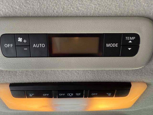 セレナ ハイウェイスター　４ＷＤ　ＥＴＣ　全周囲カメラ　ナビ　ＴＶ　クリアランスソナー　オートクルーズコントロール　パークアシスト　衝突被害軽減システム　両側電動スライドドア　スマートキー　アイドリングストップ　電動格納ミラー（53枚目）