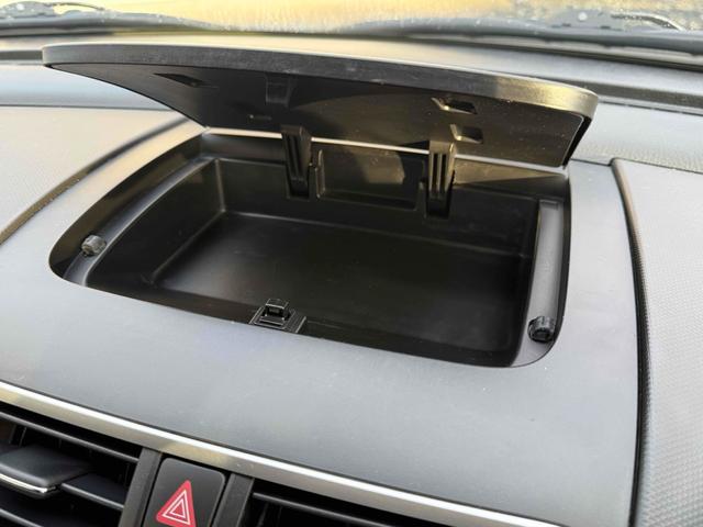 スイフト スタイル－ＤＪＥ　４ＷＤ　オートクルーズコントロール　アルミホイール　オートライト　スマートキー　アイドリングストップ　シートヒーター　ＣＶＴ　盗難防止システム　衝突安全ボディ　ＡＢＳ　ＥＳＣ　ＣＤ　エアコン（12枚目）