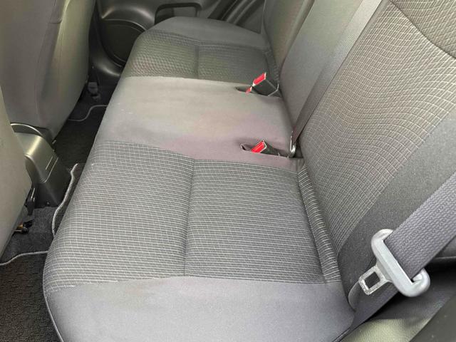 スイフト スタイル－ＤＪＥ　４ＷＤ　オートクルーズコントロール　アルミホイール　オートライト　スマートキー　アイドリングストップ　シートヒーター　ＣＶＴ　盗難防止システム　衝突安全ボディ　ＡＢＳ　ＥＳＣ　ＣＤ　エアコン（30枚目）