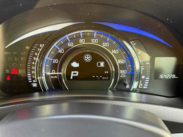 スイフト スタイル－ＤＪＥ　４ＷＤ　オートクルーズコントロール　アルミホイール　オートライト　スマートキー　アイドリングストップ　シートヒーター　ＣＶＴ　盗難防止システム　衝突安全ボディ　ＡＢＳ　ＥＳＣ　ＣＤ　エアコン（39枚目）