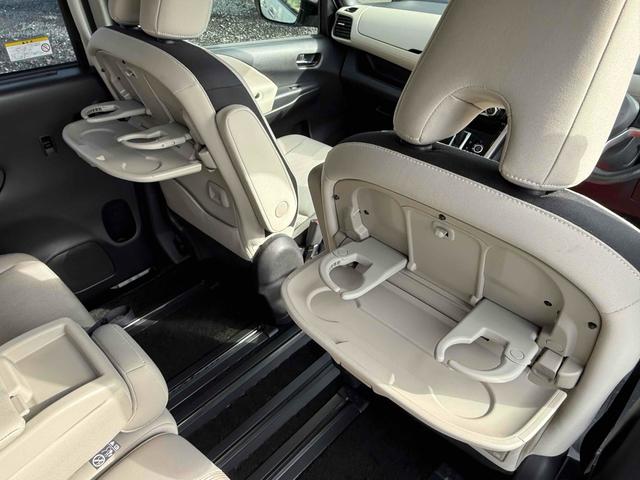 セレナ ハイウェイスター　ＶセレクションＩＩ　４ＷＤ　ドライブレコーダー　ＥＴＣ　全周囲カメラ　ＴＶ　クリアランスソナー　オートクルーズコントロール　パークアシスト　衝突被害軽減システム　両側電動スライドドア　オートライト　ＬＥＤヘッドランプ（36枚目）