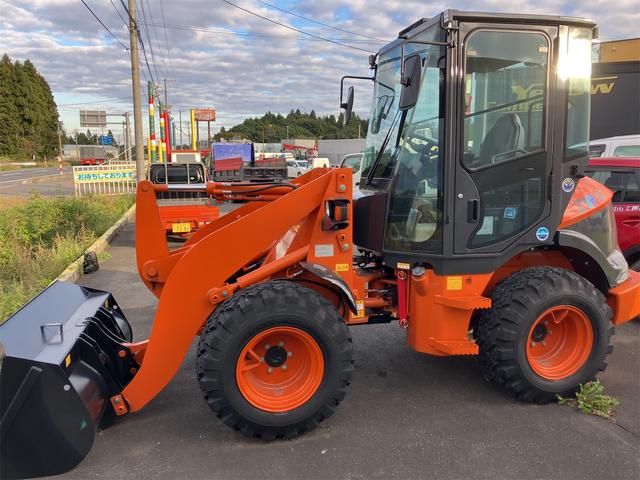 日本 日立 ホイールローダ 4WD ツインヒーター付き 除雪仕様 オーディオ付き オートマ(2枚目)