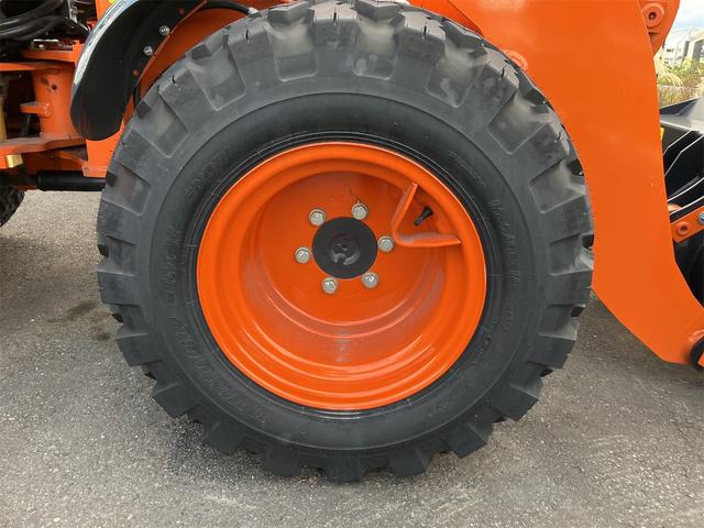 日本 日立 ホイールローダ 4WD ツインヒーター付き 除雪仕様 オーディオ付き オートマ(5枚目)