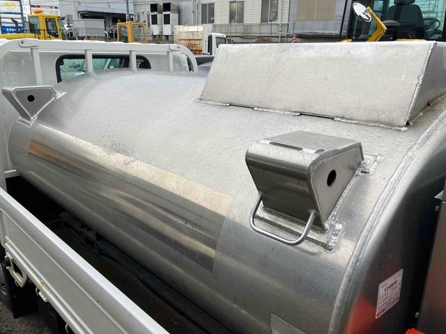 エルフトラック 　４ＷＤ　トラック　ＭＴ　アイドリングストップ　電動格納ミラー　エアコン　パワーウィンドウ　運転席エアバッグ（30枚目）