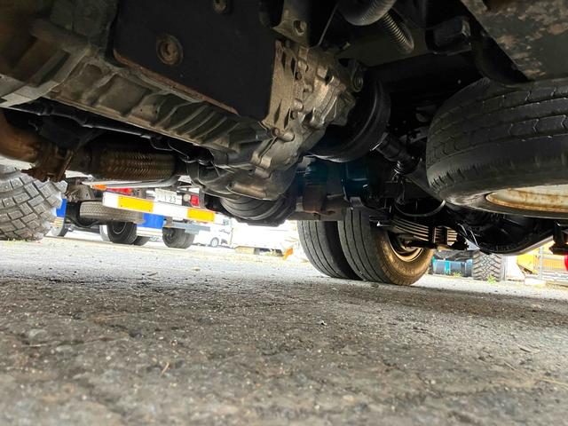 エルフトラック 　４ＷＤ　トラック　ＭＴ　アイドリングストップ　電動格納ミラー　エアコン　パワーウィンドウ　運転席エアバッグ（37枚目）