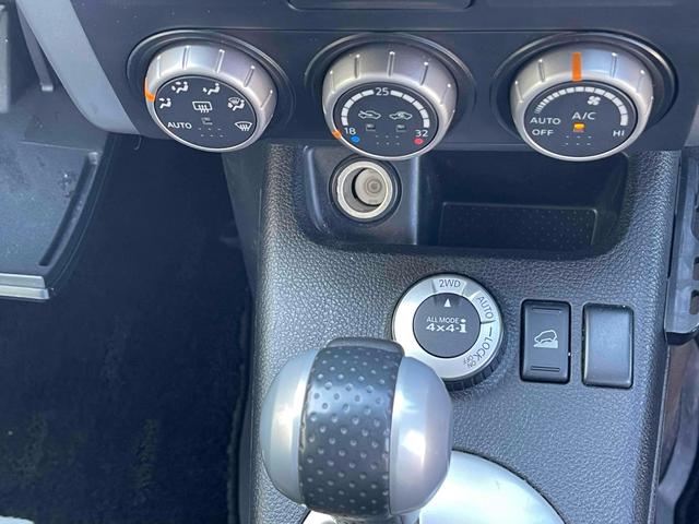 エクストレイル ２０ＧＴ　Ｓ　車検２年付き　４ＷＤ　ＥＴＣ　ＴＶ　ＨＩＤ　アルミホイール　ＡＴ　盗難防止システム　衝突安全ボディ　ＡＢＳ　ＥＳＣ　エアコン　パワーステアリング　パワーウィンドウ　運転席エアバッグ　助手席エアバッグ（4枚目）