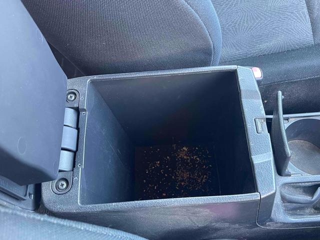 カローラフィールダー １．８Ｓ　車検２年付き　４ＷＤ　アルミホイール　オートライト　ＨＩＤ　スマートキー　電動格納ミラー　盗難防止システム　衝突安全ボディ　ＡＢＳ　エアコン　パワーステアリング　パワーウィンドウ　運転席エアバッグ（25枚目）