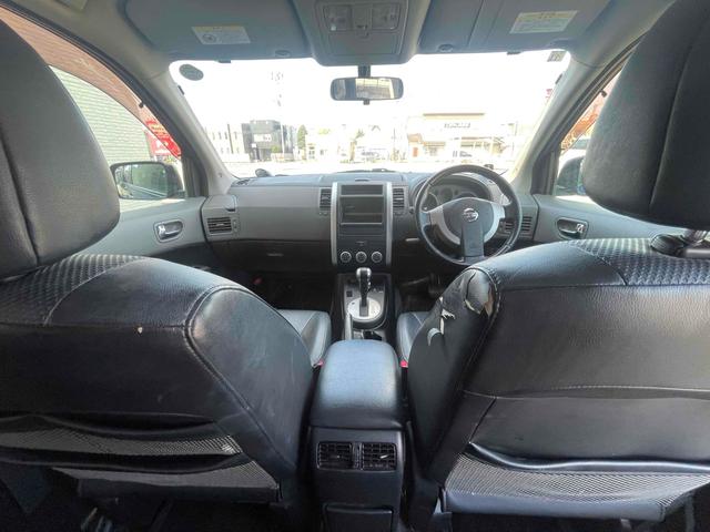 エクストレイル 20X 4WD クリアランスソナー アルミホイール キーレスエントリー CVT 衝突安全ボディ ABS ESC エアコン パワーステアリング パワーウィンドウ 運転席エアバッグ 助手席エアバッグ(11枚目)