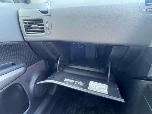 エクストレイル 20X 4WD クリアランスソナー アルミホイール キーレスエントリー CVT 衝突安全ボディ ABS ESC エアコン パワーステアリング パワーウィンドウ 運転席エアバッグ 助手席エアバッグ(21枚目)