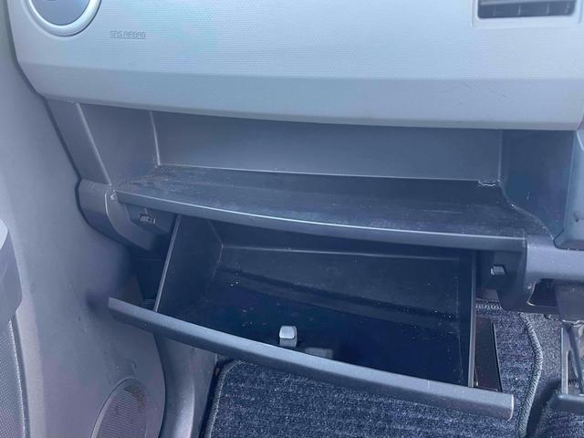 ワゴンR 4WD シートヒーター AT CD アルミホイール エアコン パワーウィンドウ(9枚目)