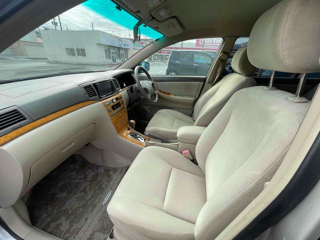 カローラ ラグゼール 4WD ナビ アルミホイール オートライト HID AT キーレスエントリー 電動格納ミラー 盗難防止システム パワーシート 衝突安全ボディ ABS エアコン パワーステアリング パワーウィンドウ(14枚目)