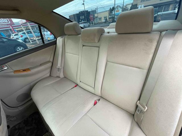 カローラ ラグゼール 4WD ナビ アルミホイール オートライト HID AT キーレスエントリー 電動格納ミラー 盗難防止システム パワーシート 衝突安全ボディ ABS エアコン パワーステアリング パワーウィンドウ(17枚目)