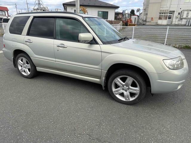 在庫確認などに関しては、お気軽にお問い合わせください。