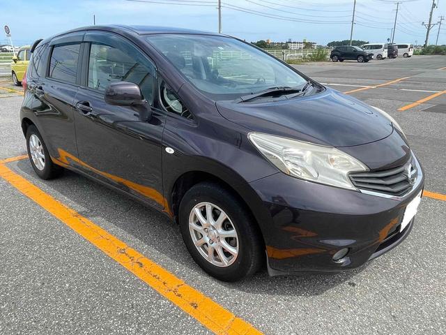 ノート Ｘ　ＦＯＵＲ　エマージェンシーブレーキパッケージ　４ＷＤ　ＥＴＣ　レーンアシスト　衝突被害軽減システム　アルミホイール　スマートキー　電動格納ミラー　ＣＶＴ　盗難防止システム　衝突安全ボディ　ＡＢＳ　ＥＳＣ　エアコン　パワーステアリング（13枚目）