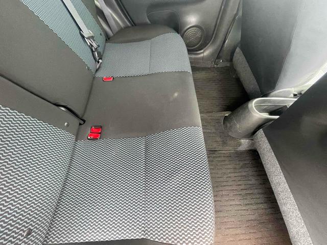 ノート Ｘ　ＦＯＵＲ　エマージェンシーブレーキパッケージ　４ＷＤ　ＥＴＣ　レーンアシスト　衝突被害軽減システム　アルミホイール　スマートキー　電動格納ミラー　ＣＶＴ　盗難防止システム　衝突安全ボディ　ＡＢＳ　ＥＳＣ　エアコン　パワーステアリング（24枚目）