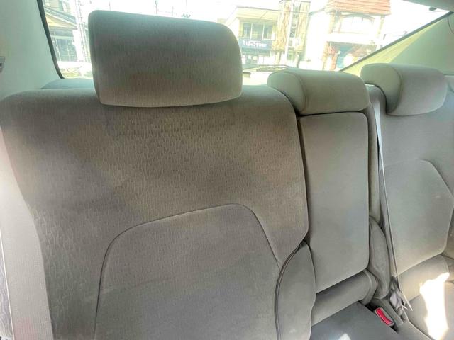 マークＸ ２５０Ｇ　Ｆｏｕｒ　Ｌパッケージ　４ＷＤ　バックカメラ　アルミホイール　ＨＩＤ　ＡＴ　スマートキー　盗難防止システム　パワーシート　ＣＤ　ＭＤ　衝突安全ボディ　ＡＢＳ　エアコン（9枚目）