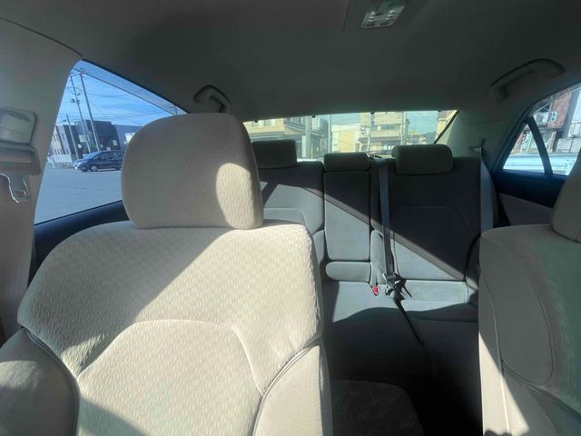 マークＸ ２５０Ｇ　Ｆｏｕｒ　Ｌパッケージ　４ＷＤ　バックカメラ　アルミホイール　ＨＩＤ　ＡＴ　スマートキー　盗難防止システム　パワーシート　ＣＤ　ＭＤ　衝突安全ボディ　ＡＢＳ　エアコン（24枚目）