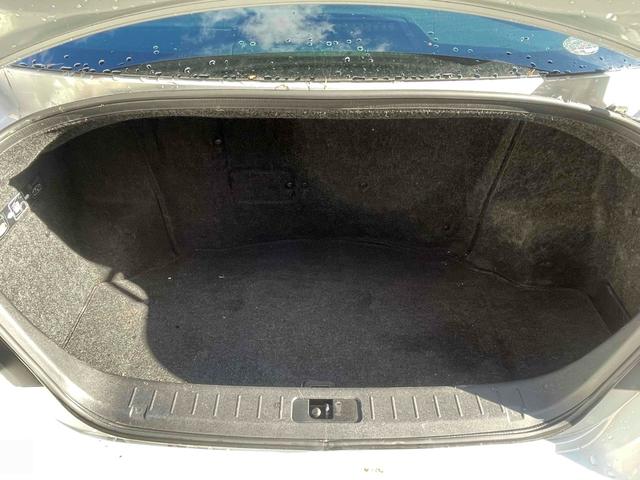 フーガハイブリッド ベースグレード　ＥＴＣ　オートクルーズコントロール　衝突被害軽減システム　バックカメラ　アルミホイール　ＨＩＤ　ＡＴ　シートエアコン　スマートキー　アイドリングストップ　電動格納ミラー　盗難防止システム　パワーシート（18枚目）