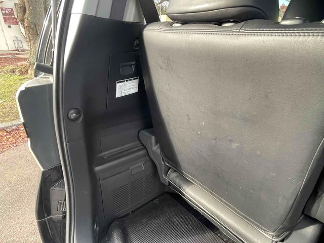 ヴェルファイア 2.4Z 車検2年付き納車 4WD ドライブレコーダー クリアランスソナー 両側電動スライドドア HID スマートキー 後席モニター 3列シート アルミホイール 盗難防止システム 衝突安全ボディ エアコン(24枚目)