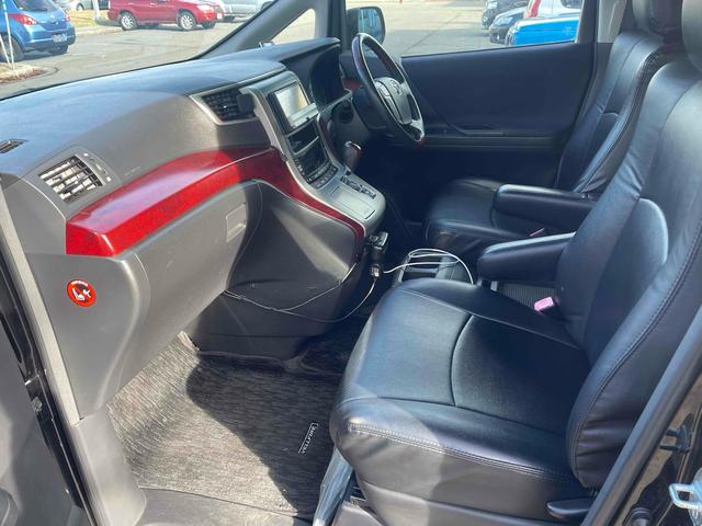 ヴェルファイア 2.4Z 車検2年付き納車 4WD ドライブレコーダー クリアランスソナー 両側電動スライドドア HID スマートキー 後席モニター 3列シート アルミホイール 盗難防止システム 衝突安全ボディ エアコン(29枚目)