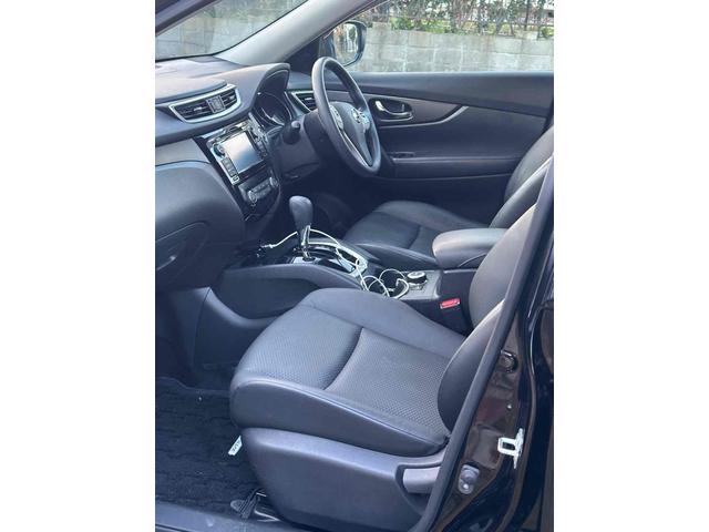 エクストレイル ２０Ｓ　ハイブリッド　エマージェンシーブレーキパック　４ＷＤ　クリアランスソナー　衝突被害軽減システム　ＬＥＤヘッドランプ　スマートキー　ＣＶＴ　盗難防止システム　衝突安全ボディ　ＣＤ　ミュージックプレイヤー接続可　ＡＢＳ　ＥＳＣ　エアコン（5枚目）