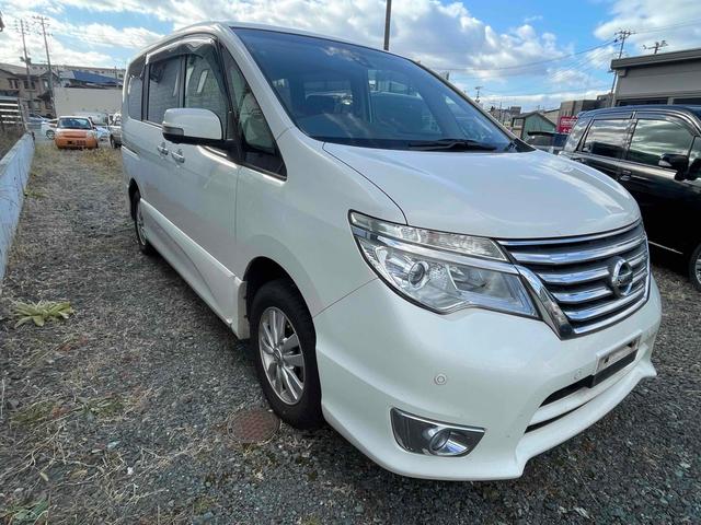 セレナ ハイウェイスター アドバンスドセーフティパッケージ 車検2年付き 4WD ETC スタッドレスタイヤ付き オートクルーズコントロール レーンアシスト 衝突被害軽減システム 両側電動スライドドア スマートキー 電動格納ミラー 3列シート(14枚目)