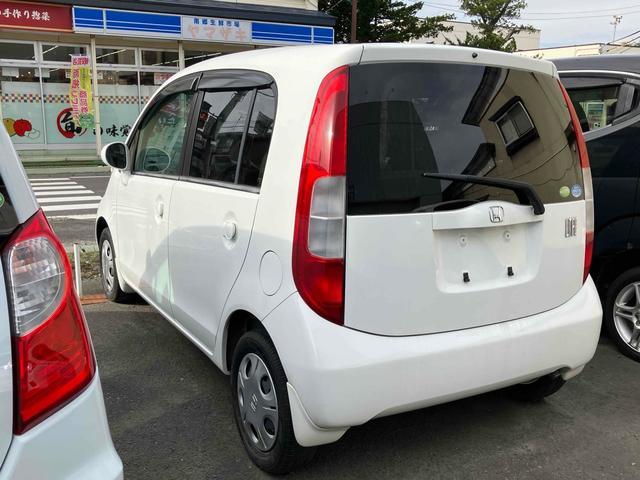 ライフ Ｆターボ　キーレスエントリー　電動格納ミラー　ＡＴ　ＡＢＳ　ＣＤ　ミュージックプレイヤー接続可　衝突安全ボディ　エアコン　パワーステアリング　パワーウィンドウ（18枚目）