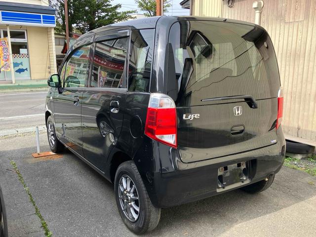 ライフ Ｃ　４ＷＤ　キーレスエントリー　ベンチシート　ＡＴ　ＡＢＳ　アルミホイール　衝突安全ボディ　エアコン　パワーステアリング　パワーウィンドウ（18枚目）