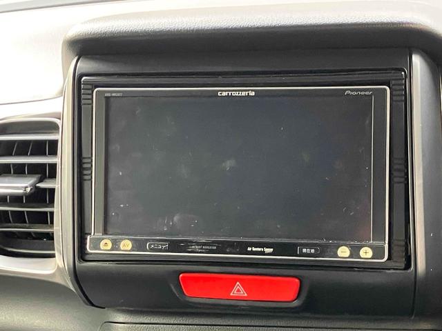 Ｎ－ＢＯＸスラッシュ Ｘ　４ＷＤ　バックカメラ　オートクルーズコントロール　衝突被害軽減システム　オートライト　ＨＩＤ　スマートキー　アイドリングストップ　電動格納ミラー　シートヒーター　ベンチシート　ＣＶＴ　盗難防止システム（4枚目）