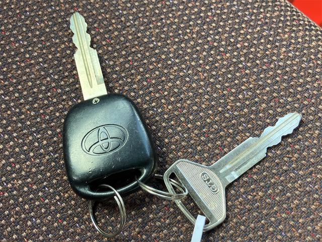 パッソ プラスハナ　車検２年付き　４ＷＤ　バックカメラ　アルミホイール　電動格納ミラー　ＣＶＴ　衝突安全ボディ　ベンチシート　ＡＢＳ　ＣＤ　エアコン　パワーステアリング　パワーウィンドウ（30枚目）