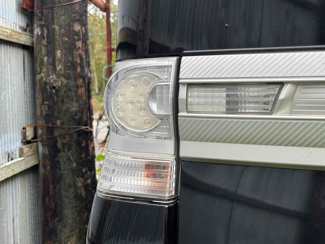 タント カスタムＸ　車検２年付き　４ＷＤ　スライドドア　ナビ　ＨＩＤ　スマートキー　電動格納ミラー　ベンチシート　ＣＶＴ　盗難防止システム　衝突安全ボディ　エアコン　パワーステアリング　パワーウィンドウ　運転席エアバッグ（34枚目）
