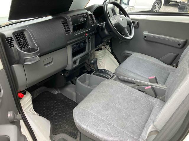 ＮＶ１００クリッパーバン 　車検２年付き　４ＷＤ　両側スライドドア　ＡＴ　エアコン　パワーステアリング　運転席エアバッグ　助手席エアバッグ　タイミングベルト交換済み（11枚目）