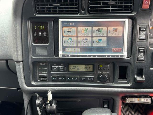 ハイエースワゴン スーパーカスタムＧ　４ＷＤ　ドライブレコーダー　ＥＴＣ　ＴＶ　スライドドア　サンルーフ　ＡＴ　アルミホイール　ＣＤ　ＤＶＤ再生　ＵＳＢ　ＡＢＳ　エアコン　パワーステアリング　パワーウィンドウ　運転席エアバッグ（4枚目）