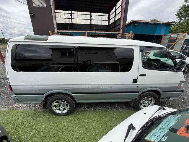 ハイエースワゴン スーパーカスタムＧ　４ＷＤ　ドライブレコーダー　ＥＴＣ　ＴＶ　スライドドア　サンルーフ　ＡＴ　アルミホイール　ＣＤ　ＤＶＤ再生　ＵＳＢ　ＡＢＳ　エアコン　パワーステアリング　パワーウィンドウ　運転席エアバッグ（15枚目）