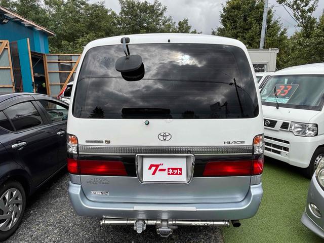 ハイエースワゴン スーパーカスタムＧ　４ＷＤ　ドライブレコーダー　ＥＴＣ　ＴＶ　スライドドア　サンルーフ　ＡＴ　アルミホイール　ＣＤ　ＤＶＤ再生　ＵＳＢ　ＡＢＳ　エアコン　パワーステアリング　パワーウィンドウ　運転席エアバッグ（17枚目）